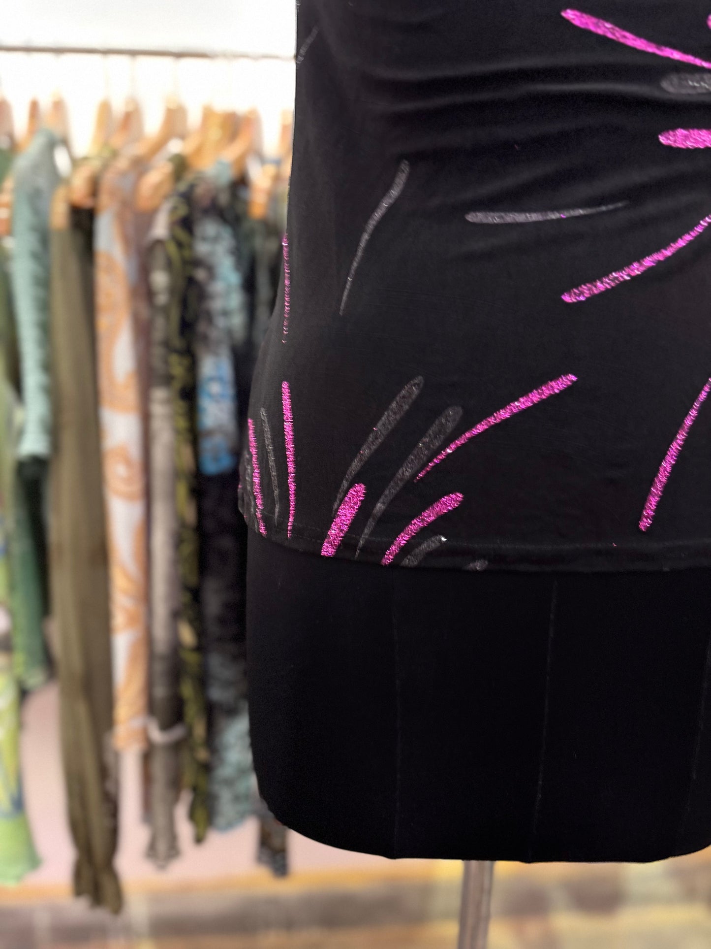 Vintage black collar tie top