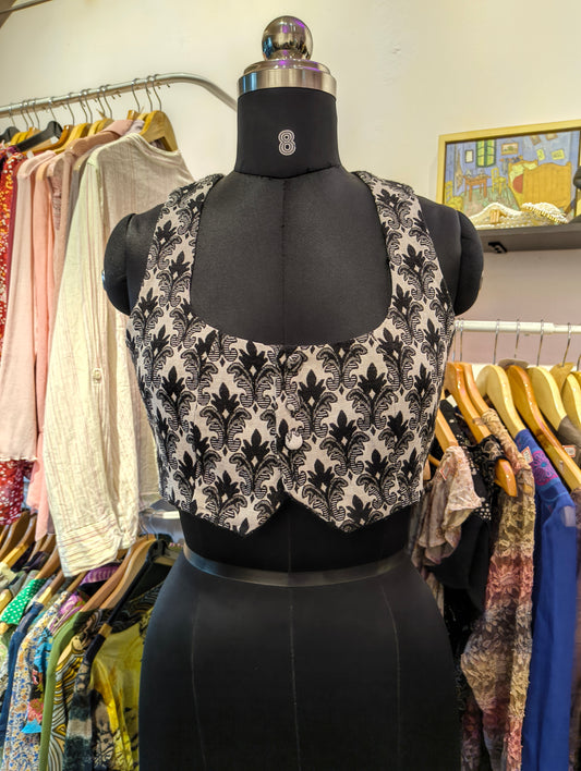 Vintage front button top