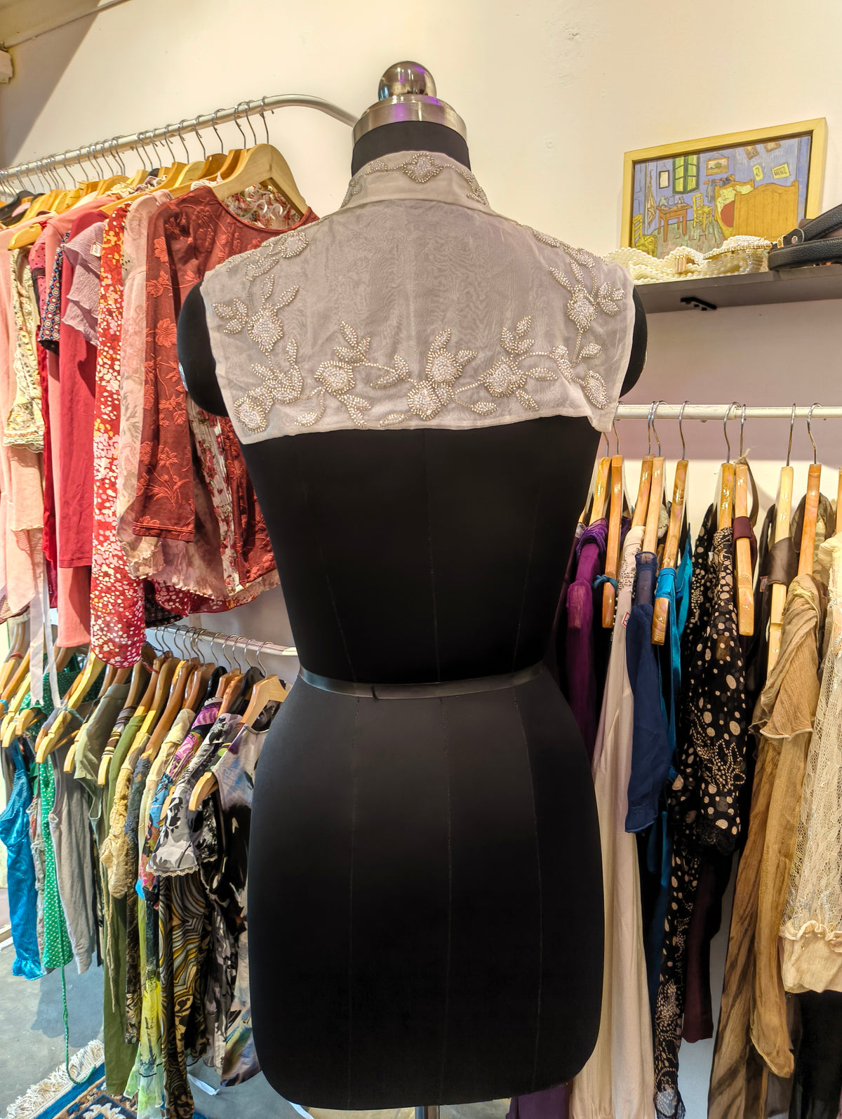 Rare find! Beaded floral collar blouse