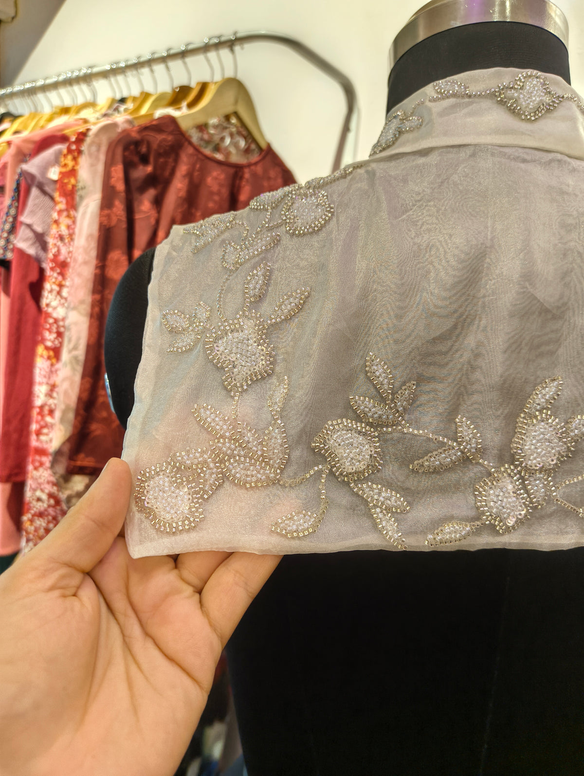 Rare find! Beaded floral collar blouse